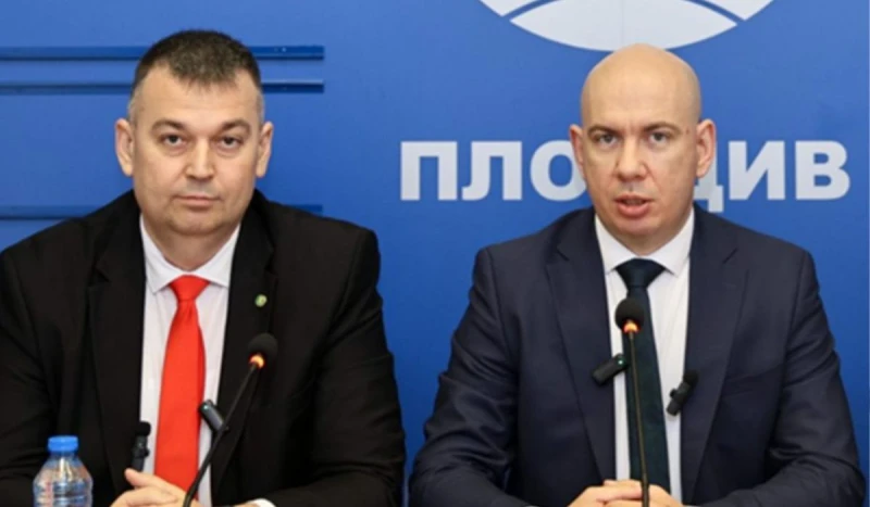 "Възраждане" призова за незабавна оставка на кмета на Пловдив