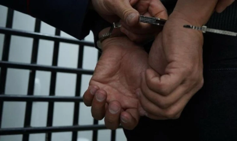 Задържаха 29-годишен мъж за разпространение на порнографски материали с деца