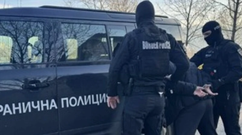 Разбиха престъпна група за наркоразпространение