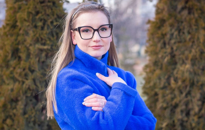 Инджова слиза от екран