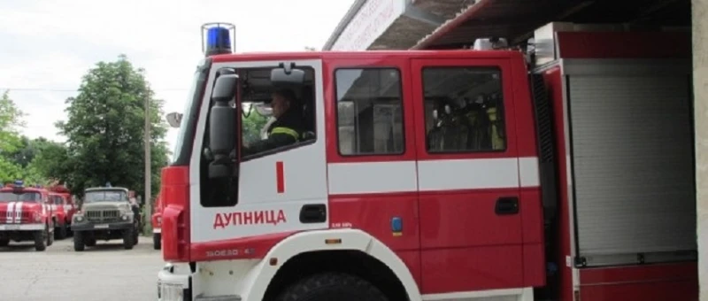 Пламнаха комини на къщи в две кюстендилски села