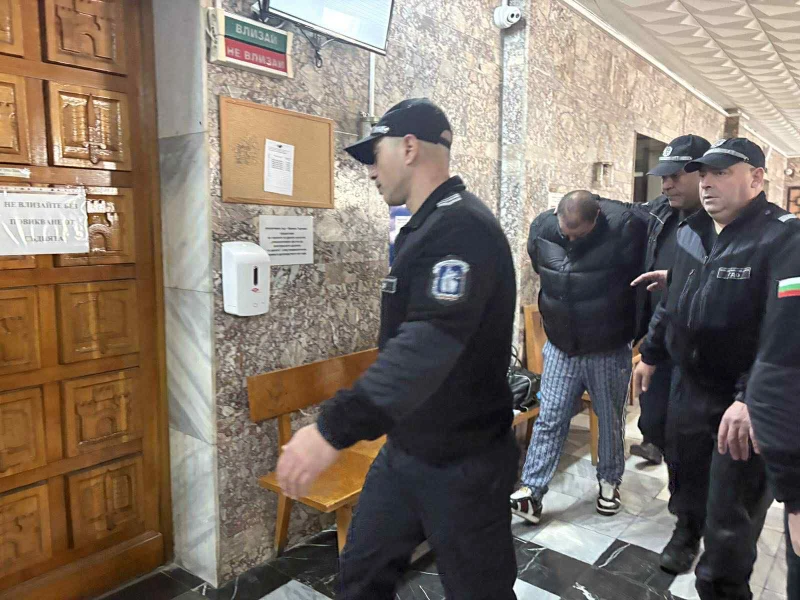 Гледат мерките за неотклонение на задържаните за участие в ОПГ, действала в Ловеч и София