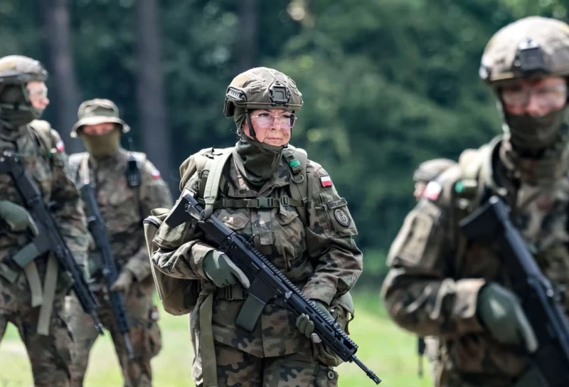 CNN: Румъния и България въвеждат доброволни програми за военно обучение, Лондон и Париж инвестират в отбрана, но плановете на НАТО в случай на война с Русия не издържат на критика