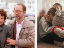 Сестри са оставени сами на Коледа, докато родителите им са на ваканция за 9 дни