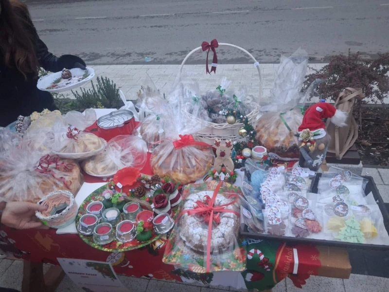 Богати трапези в центъра на пловдивско село