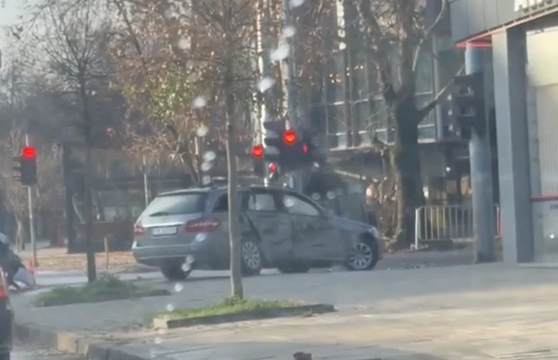 Удар между мерцедеси в Пловдив вдигна на крак полицията