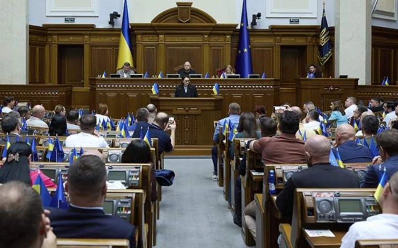 НАБУ и САП разкриха престъпна група депутати от украинската Върховна Рада