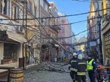 Десетки сигнали вдигнаха пожарникарите в Пловдив на крак