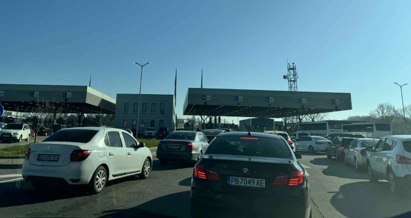 Народът показа червен картон на алчните ни бизнесмени, тръгна на юг