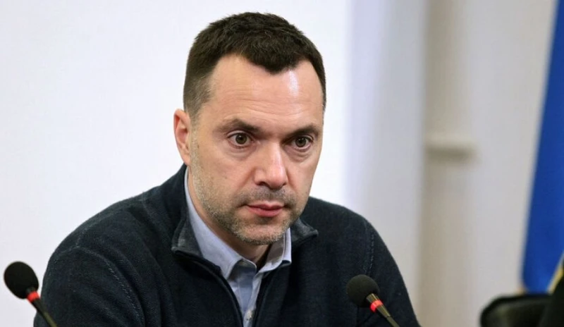 Арестович след атаката срещу резиденцията на Путин: Русия ще предложи отстраняването на Зеленски от власт