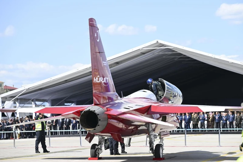 Испания купува 30 турски самолета Hurjet за над 2 млрд. евро