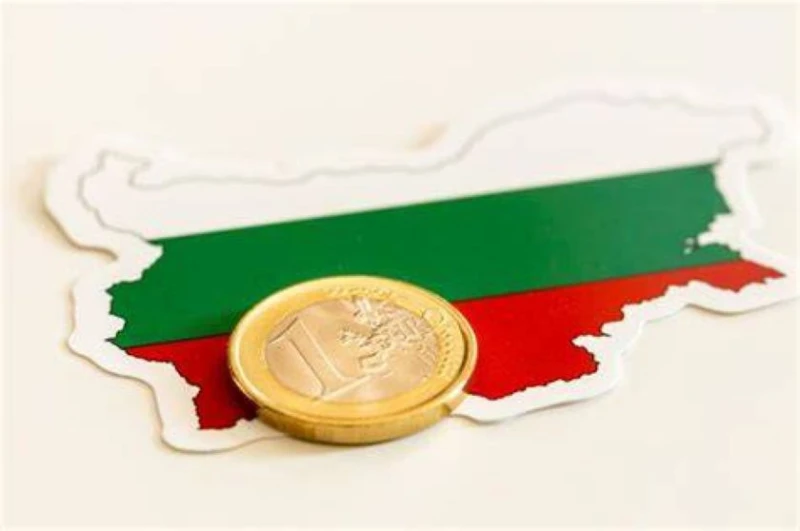Специално дрон шоу в небето над София заради членството ни в еврозоната 