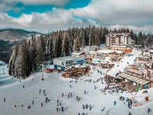Пампорово се пръска по шевовете