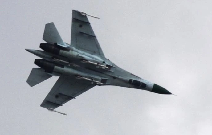 Руското МО съобщи за свалянето на украински самолет Су-27