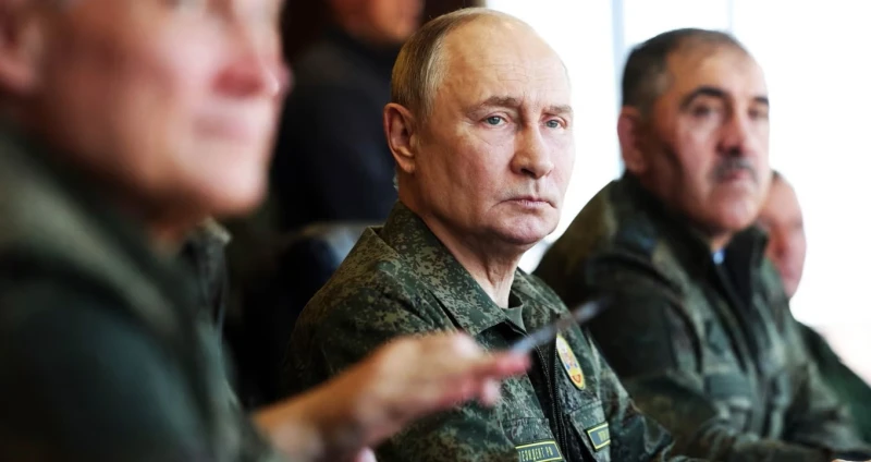 CNN: Докато Русия се приближава към мрачен етап, Путин излъчва увереност