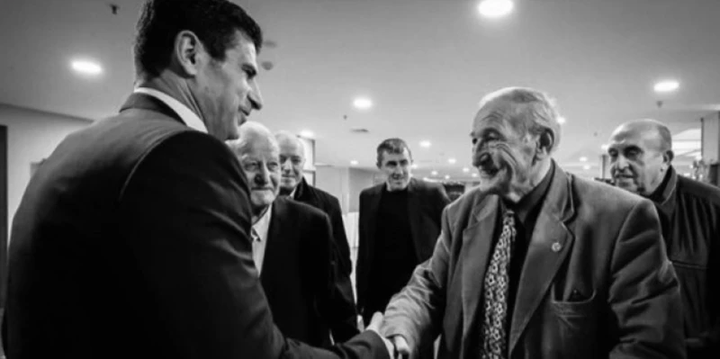 Президентът на БФС: Черен ден за българския футбол, напусна ни една огромна личност