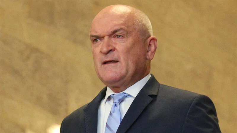 Мнение: Главчев ще се жертва и ще стане служебен премиер