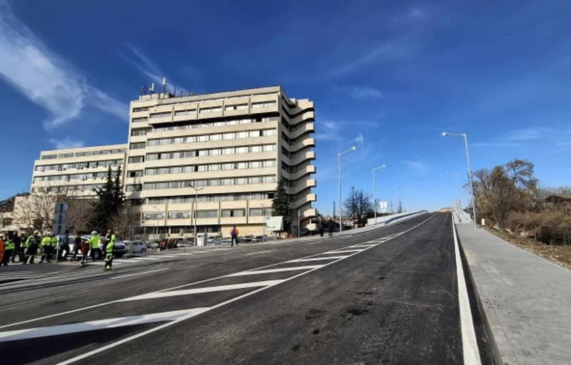 Обмислят качване на Бетонния мост откъм Централна гара