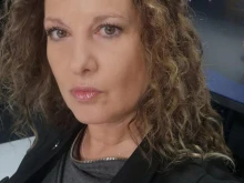Бенатова: Банките нарушават закона, като отказват на хората да им обменят парите без такса, но Хампарцумян вика, че това било дребна работа