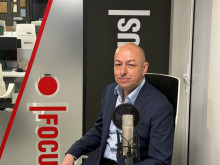Доц. Ножаров: Категорично няма никакви сигнали за разпад на еврозоната, българите ще свикнат бързо