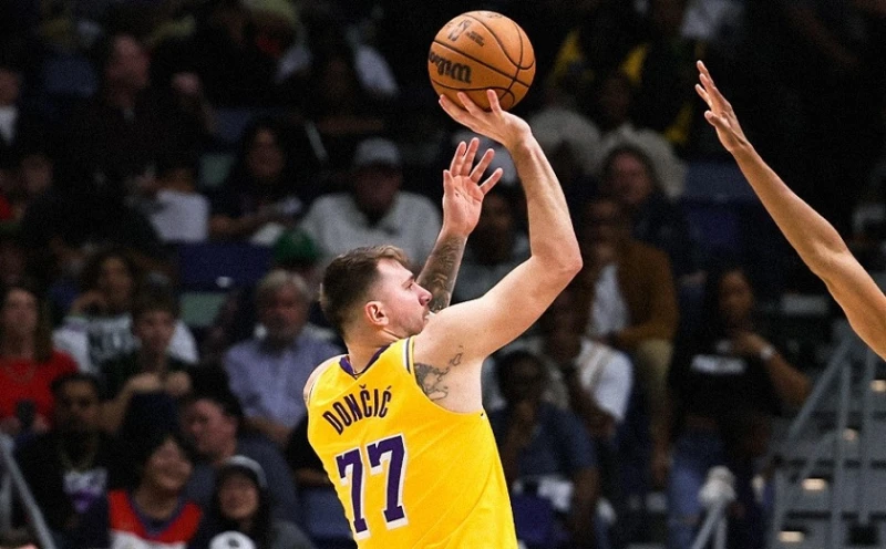 Трипъл-дабъл на Лука Дончич не стигна за победа на Лейкърс в NBA