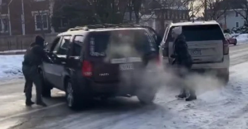 Видео показва момента на стрелбата в Минеаполис, при която бе убита 37-годишна жена