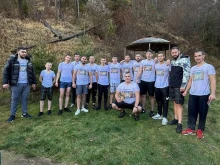 Момчета от Смолян дариха за благотворителност събраните пари от Йордановден и коледуване