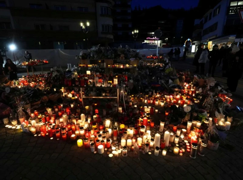 Възпоменание за жертвите на пожара в бар в Швейцария