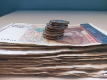 Асоциацията на банките: При обмяната на левовете банките третират клиенти и неклиенти по идентичен начин. Ще работят извънредно и утре