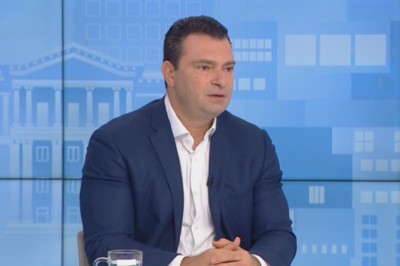 Калоян Паргов: Който и да е новият председател на БСП, има опасност да работи в разделена и обидена партия