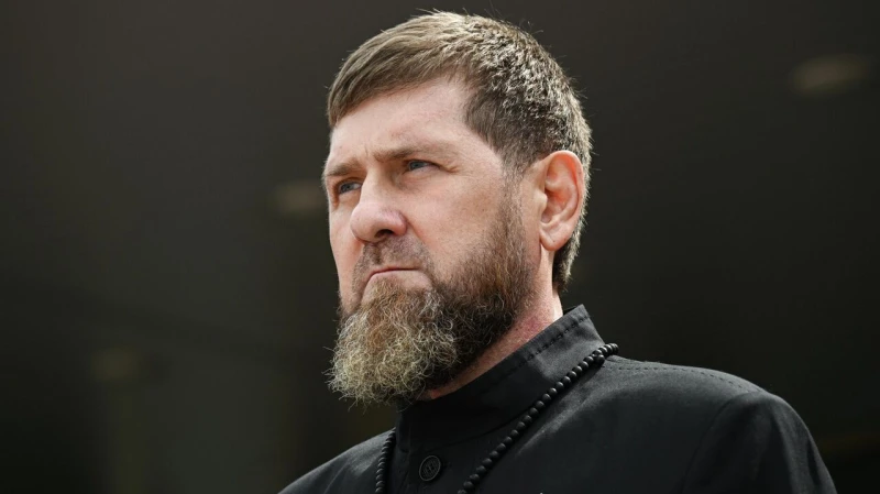 Кадиров заяви, че няма проблеми с бъбреците или стомаха