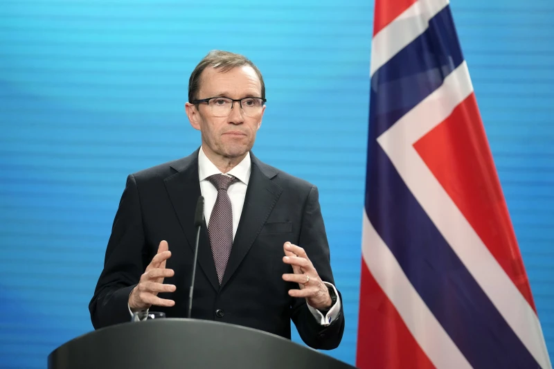 Норвегия поиска отлагане на екзекуцията на 26-годишния Ерфан от иранските власти