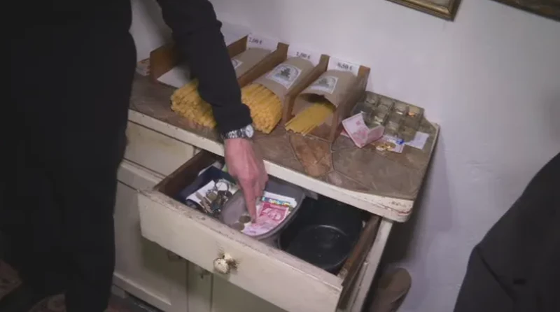 Посегнаха и на манастира в Белащица - три пъти