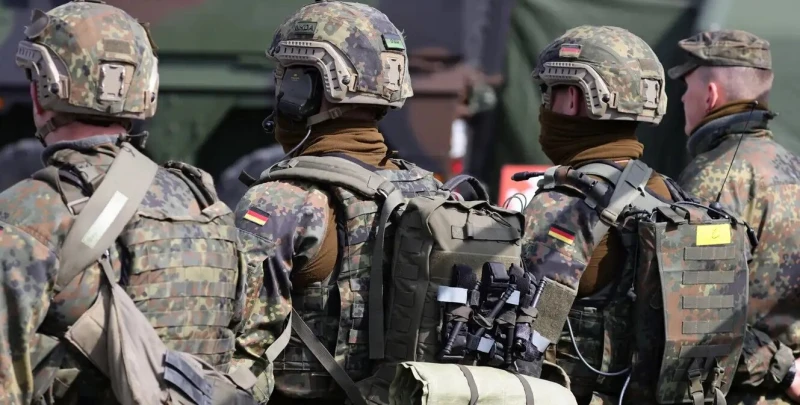 Старт на нов модел за военна служба, изпратиха първите 5000 повикавателни в Германия