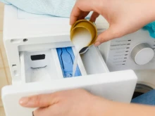 Повече прах за пране не означава по-чисти дрехи, даже може да навреди