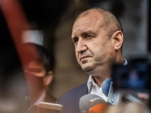 Bloomberg: България, най-новият член на еврозоната, ще проведе предсрочни избори на фона на нарастващата криза