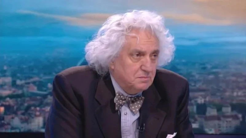 Лозанов: Въпросът не е дали Радев ще излезе на политическата сцена, а кой ще застане срещу него