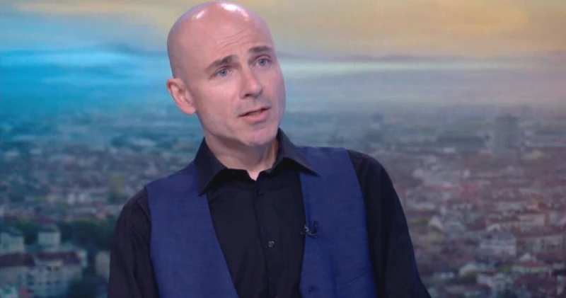 Петър Чолаков: Радев ще загуби, ако влезе в политическата надпревара, но не със своя партия