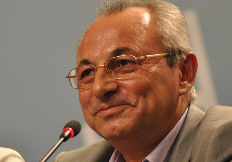 Доган към Радев: Безрезервно сме с Вас!