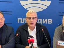 Москов: ГЕРБ и ПП-ДБ да кажат дали могат да се дистанцират от ДПС и Радев