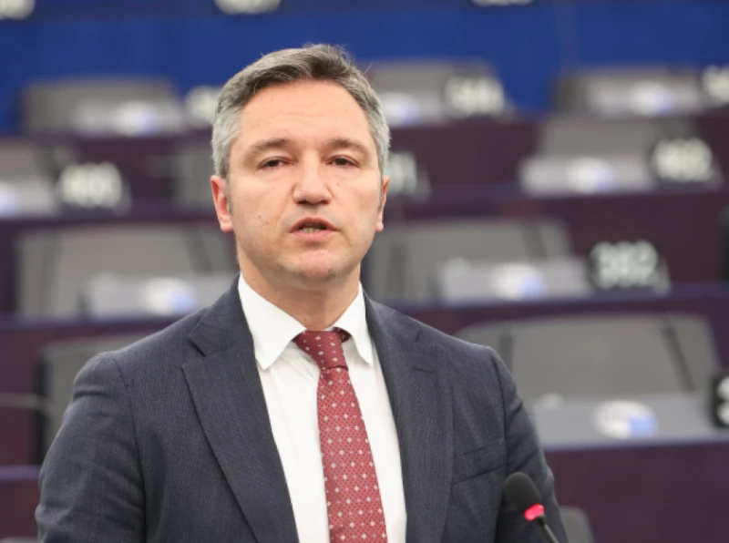 Кристиан Вигенин: Индустриалната политика не трябва да бъде за сметка на националните бюджети за здравеопазване
