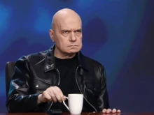 Слави Трифонов: Е, няма такива лъжци. Извинете… има - ППДБ!