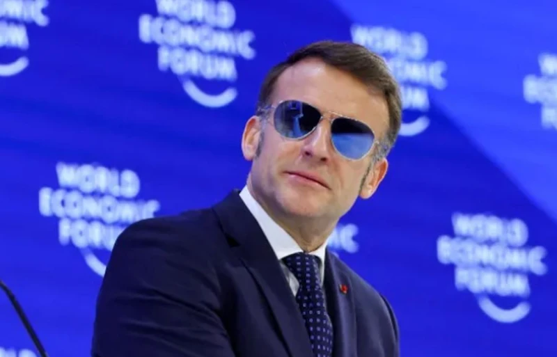 Тръмп се подигра на Макрон