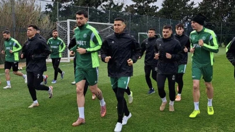 Ботев Враца пристигна в Кипър и проведе първа тренировка
