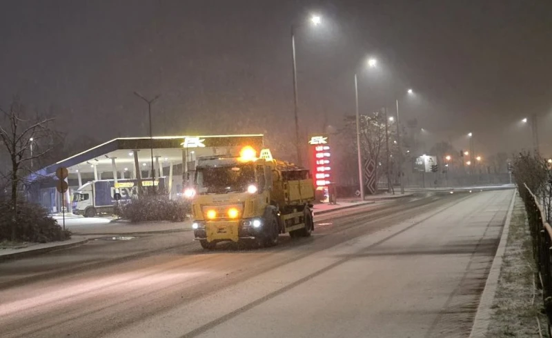 Общината: Пътната мрежа в Пловдив е почистена и обработена след снеговалежа