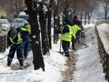 От синдикатите категорични: При температури под 13 градуса, не би трябвало да се работи