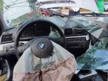 ЧСИ продава брутално потрошено BMW от смъртоносна катастрофа до Пловдив