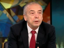 Доц. Мангъров: Препаратите срещу грип дразнят стомаха, което води до повръщане, а оттам – влизане в болница