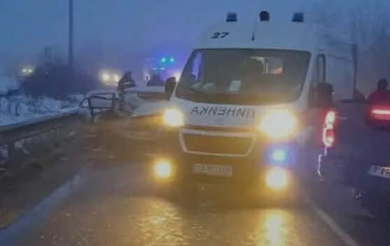 Трима са пострадалите при тежката катастрофа на пътя Русе - Червена вода