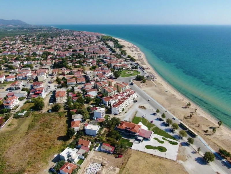 Нашествие на българи в този гръцки курорт, местните проплакаха